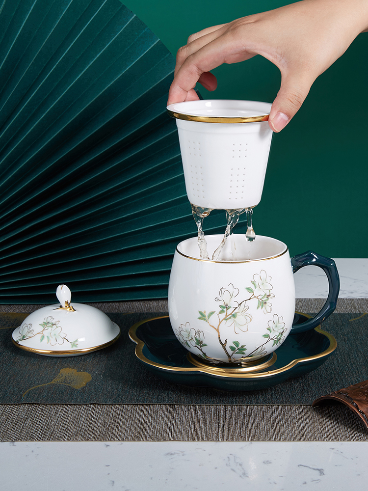 春和景明带盖骨瓷茶杯